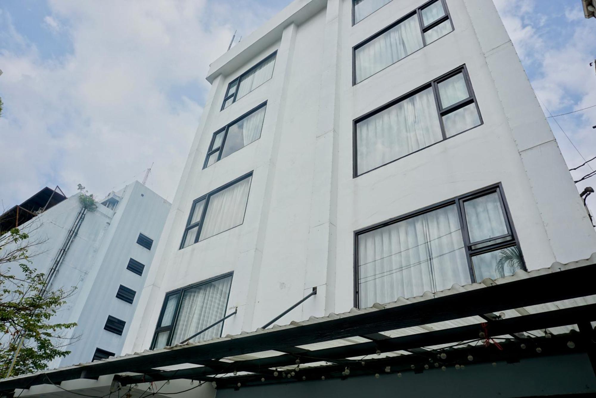 Silom Soi 3 Hash Apartment Hip And Funky With Rooftop View Bangkok Eksteriør billede
