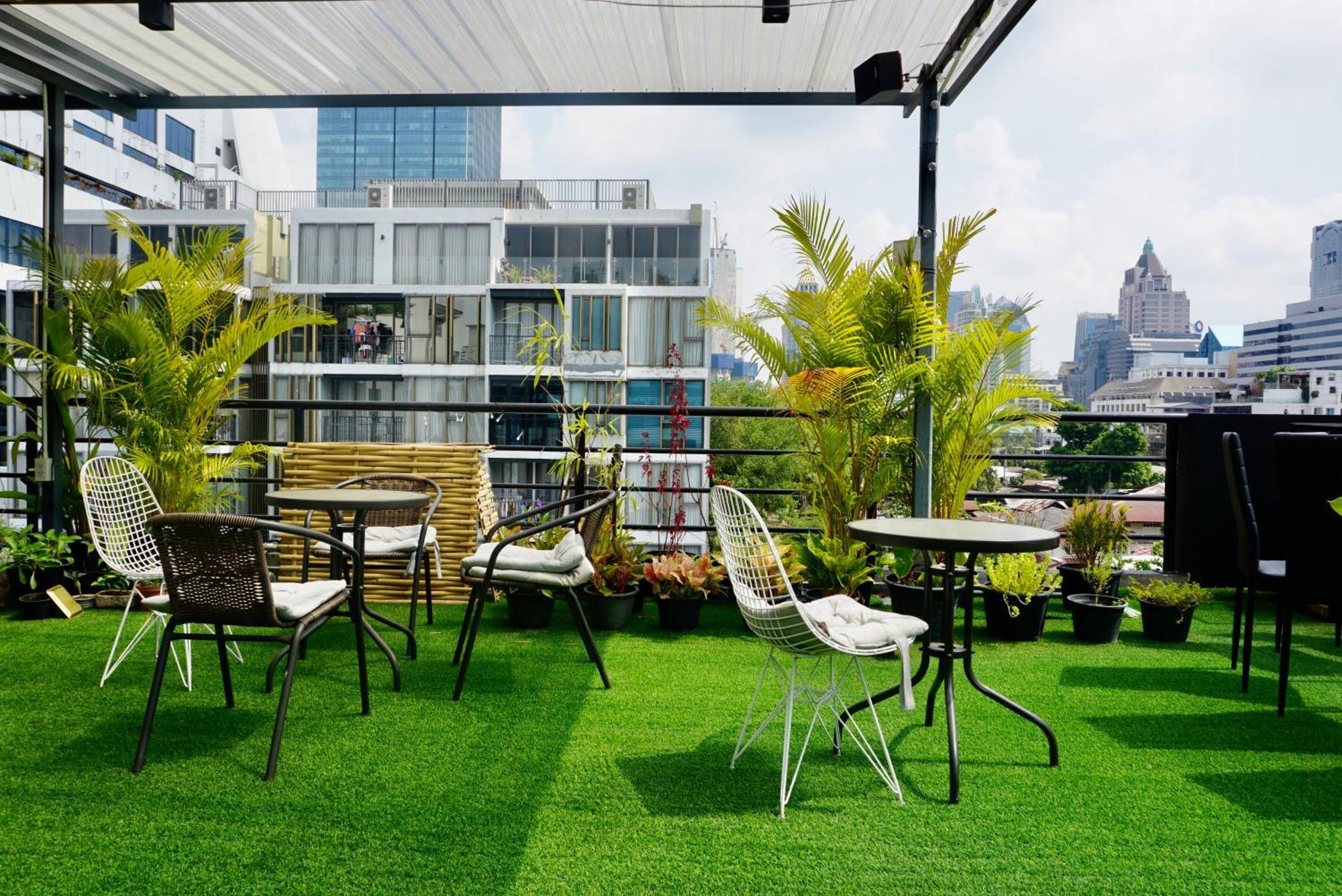 Silom Soi 3 Hash Apartment Hip And Funky With Rooftop View Bangkok Eksteriør billede
