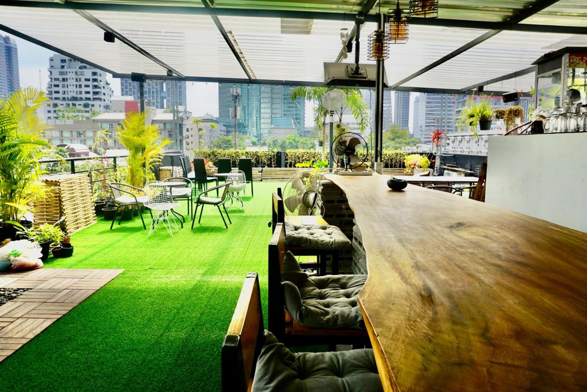 Silom Soi 3 Hash Apartment Hip And Funky With Rooftop View Bangkok Eksteriør billede